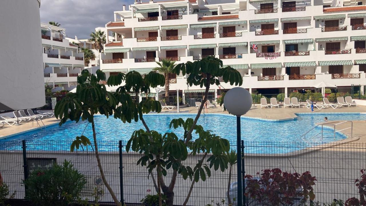 Victoria Court 2, Los Cristianos Guincho  ภายนอก รูปภาพ