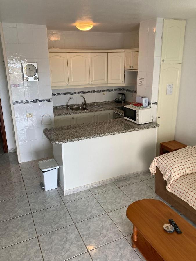 Victoria Court 2, Los Cristianos Guincho  ภายนอก รูปภาพ