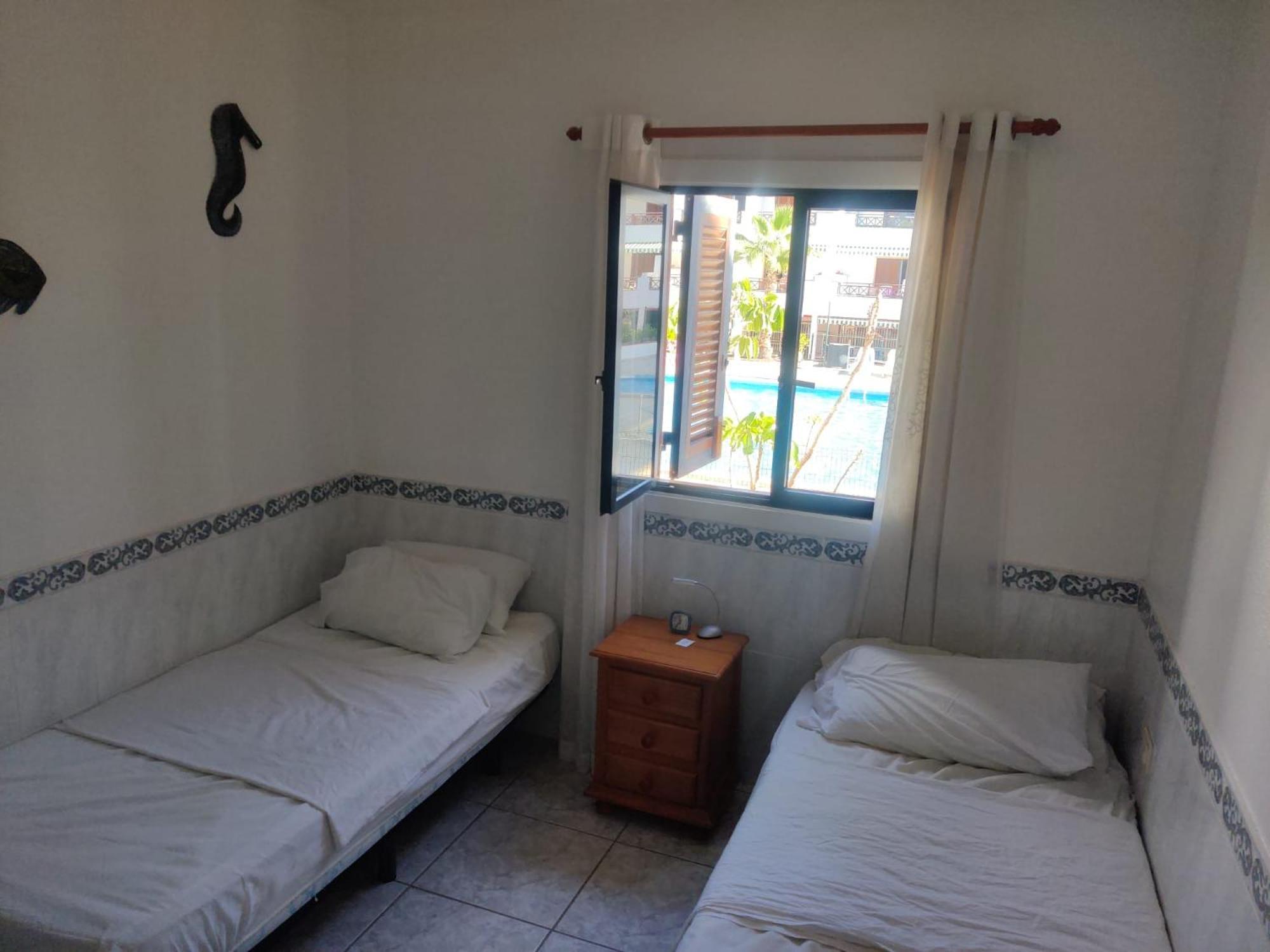 Victoria Court 2, Los Cristianos Guincho  ภายนอก รูปภาพ